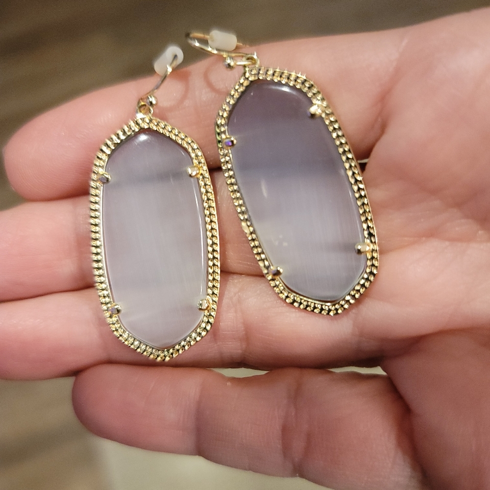 Kendra Scott Blue Gray Elle Drop Earrings in Gold